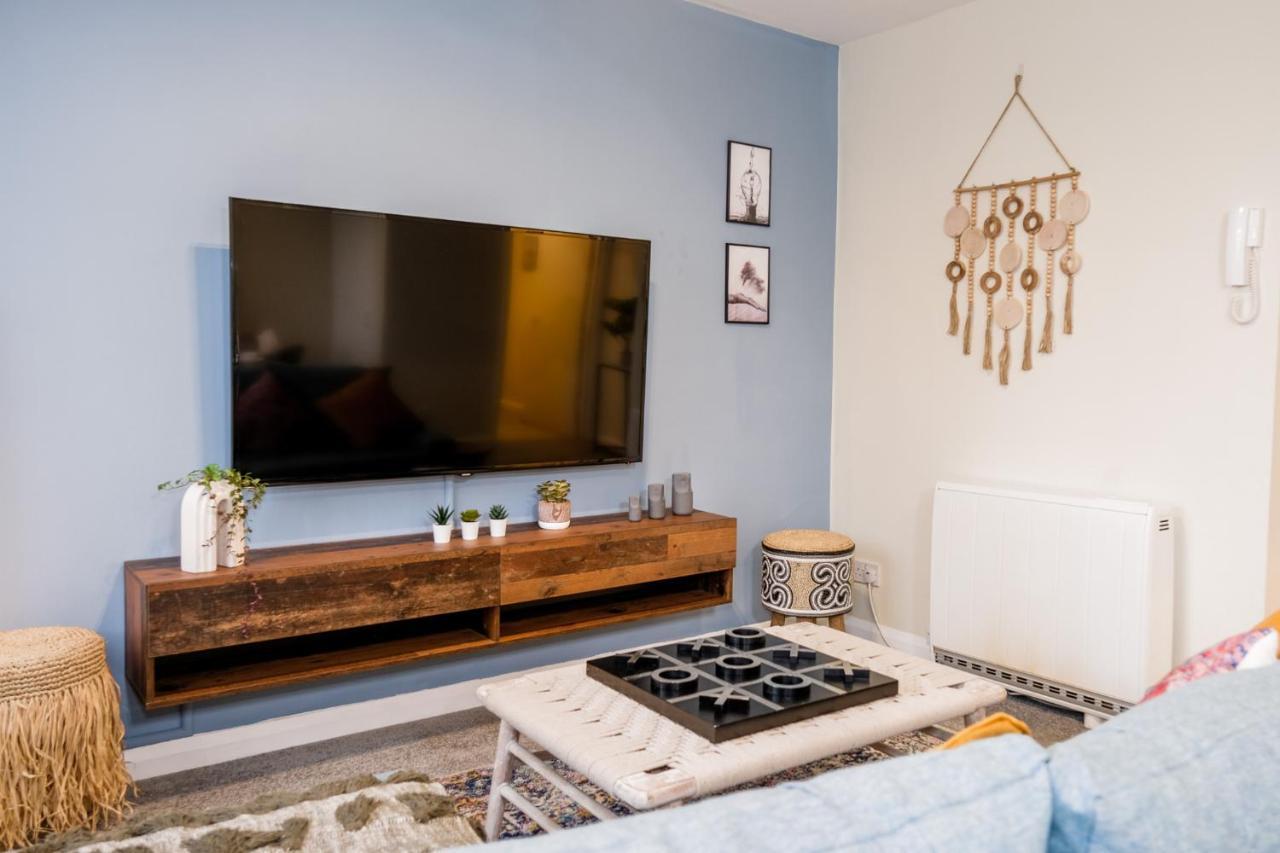 Spacious Apartment - Double And Sofa Bed - Wonderful Pavilion Views ブライトン エクステリア 写真