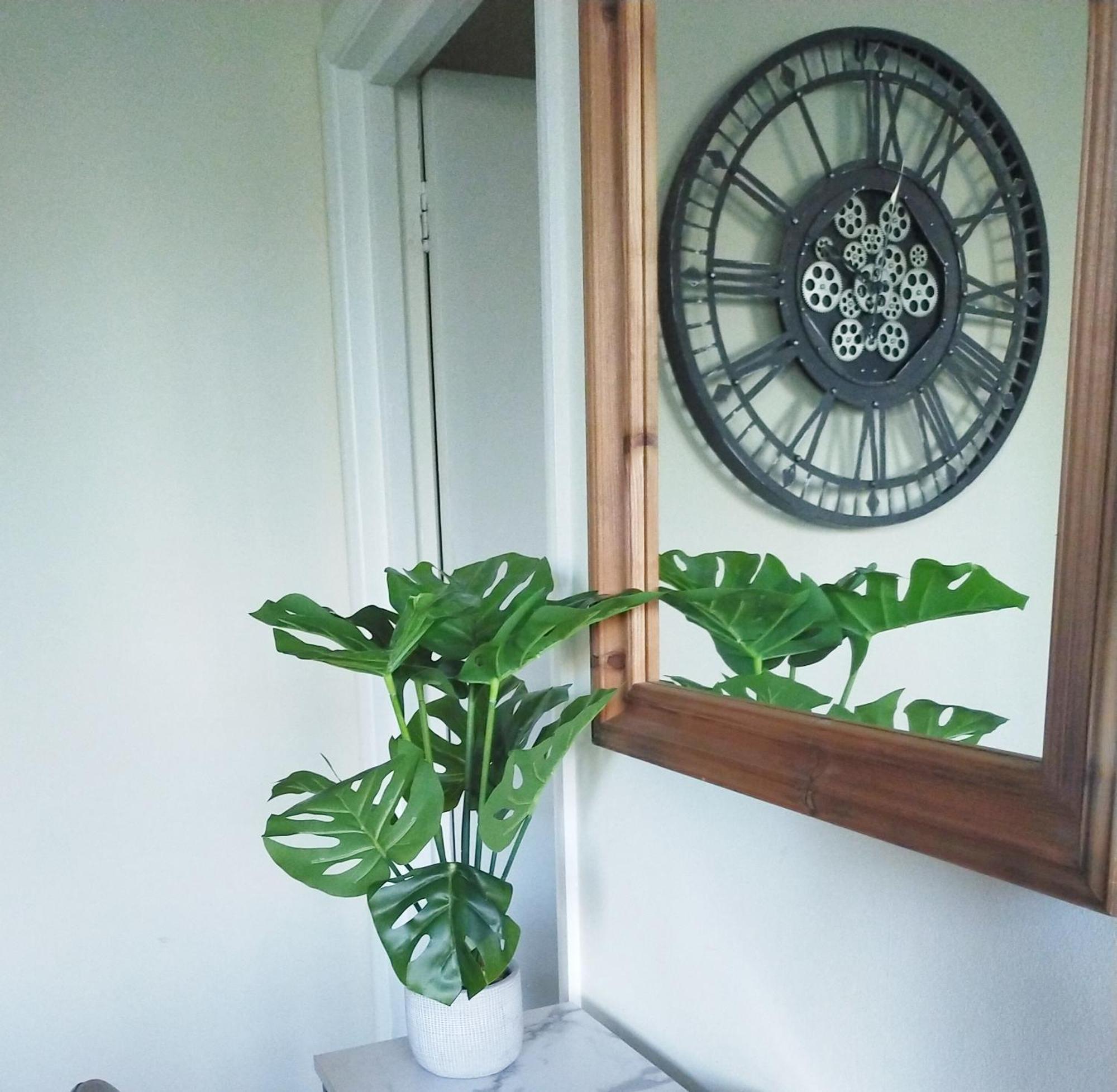 Spacious Apartment - Double And Sofa Bed - Wonderful Pavilion Views ブライトン エクステリア 写真